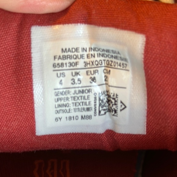 Converse Red and Purple Chuck Taylor Sneakers Classic Design 4 - Picture 6 of 9